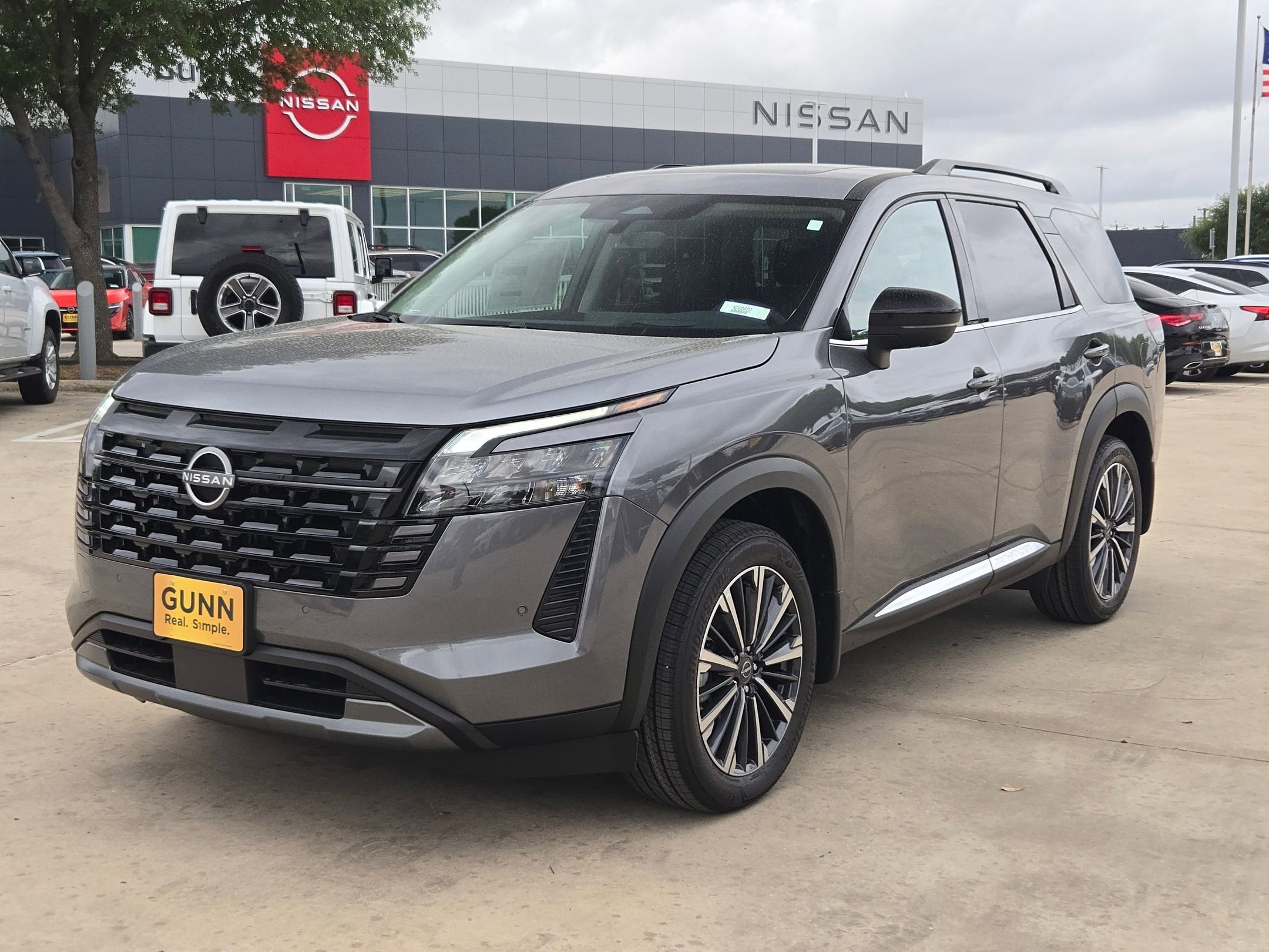2026 Nissan Pathfinder Platinum