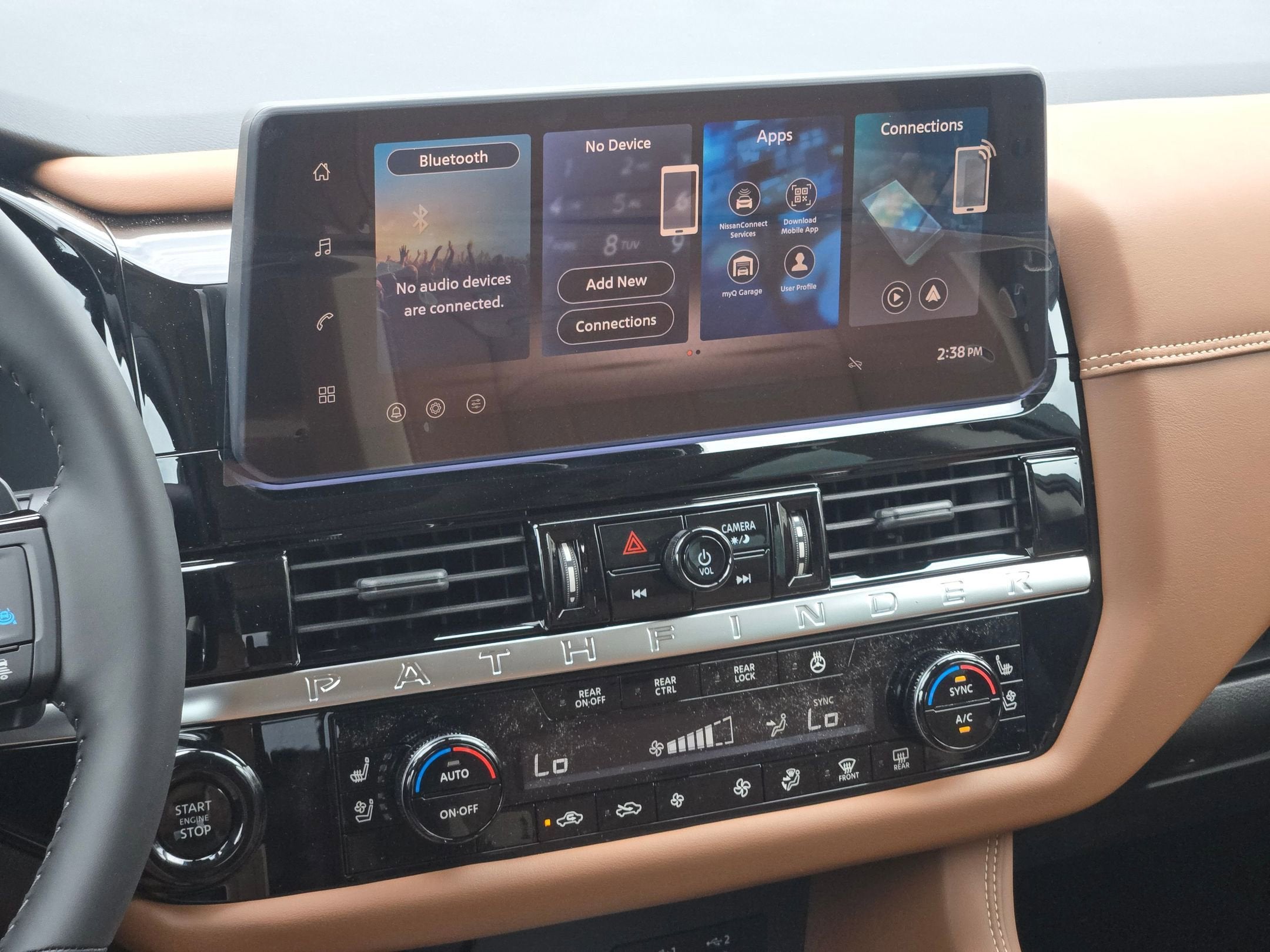 2026 Nissan Pathfinder Platinum