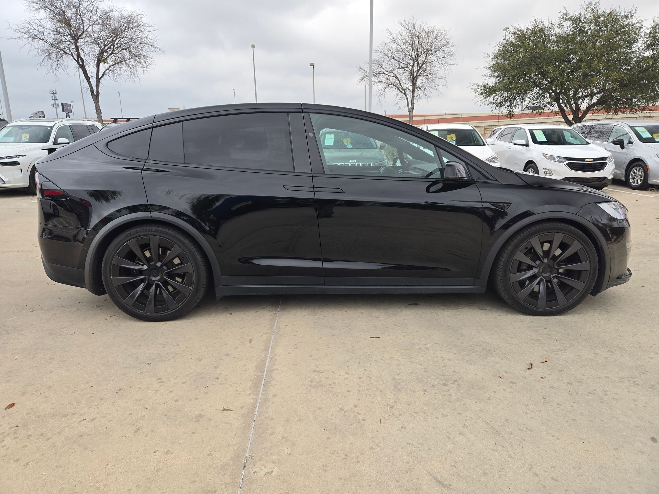 Used 2022 Tesla Model X Long Range with VIN 7SAXCDE50NF341878 for sale in San Antonio, TX
