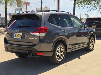 2023 Subaru Forester Premium