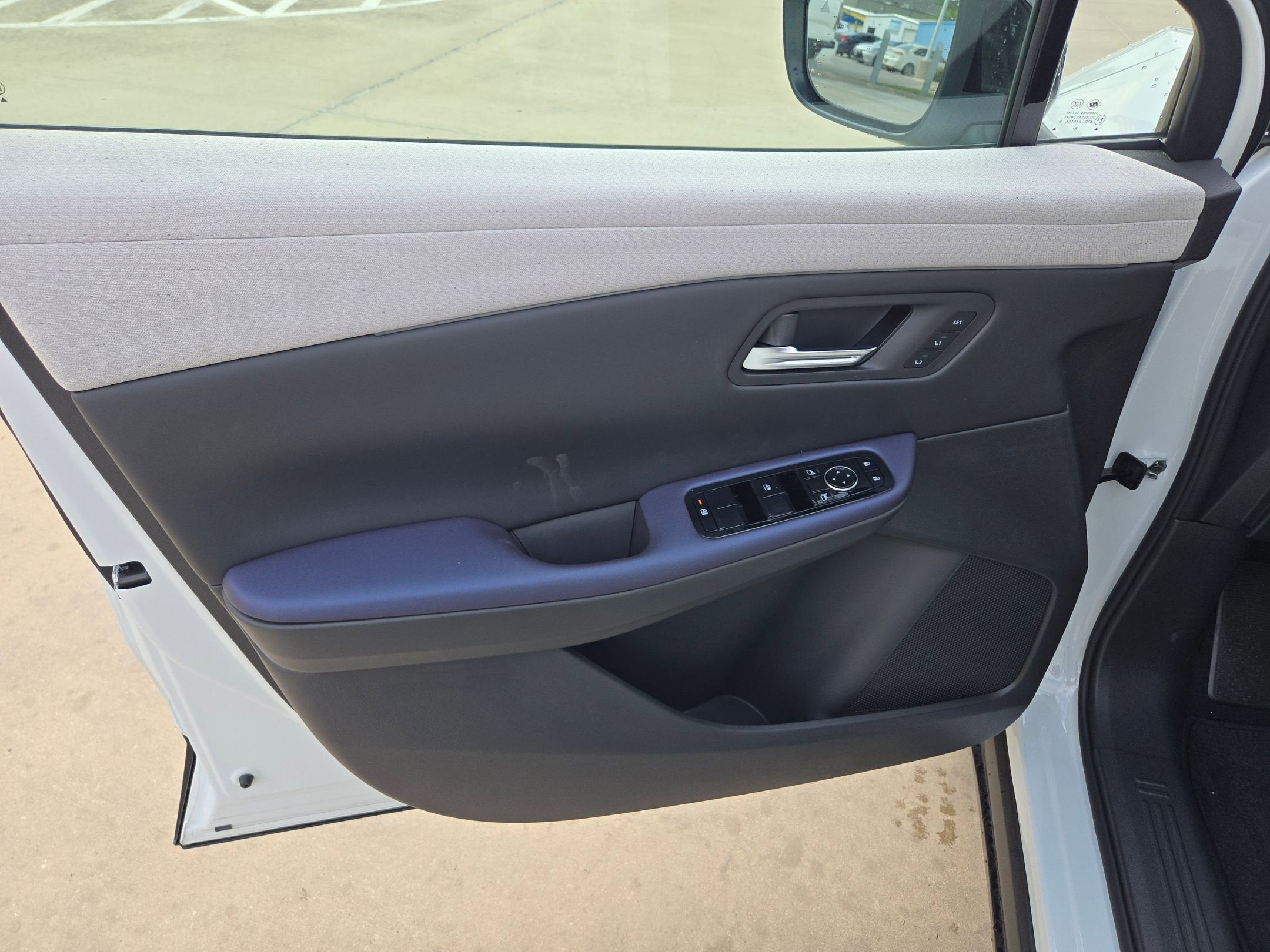 2026 Nissan Leaf Platinum+