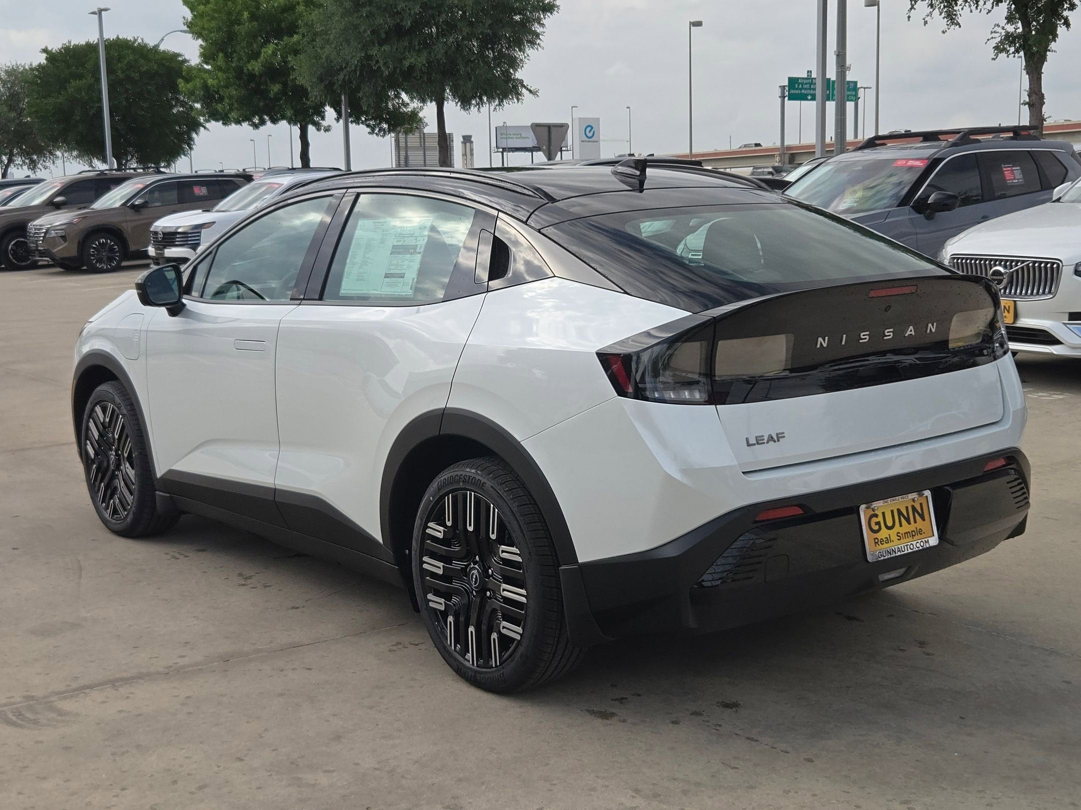2026 Nissan Leaf Platinum+