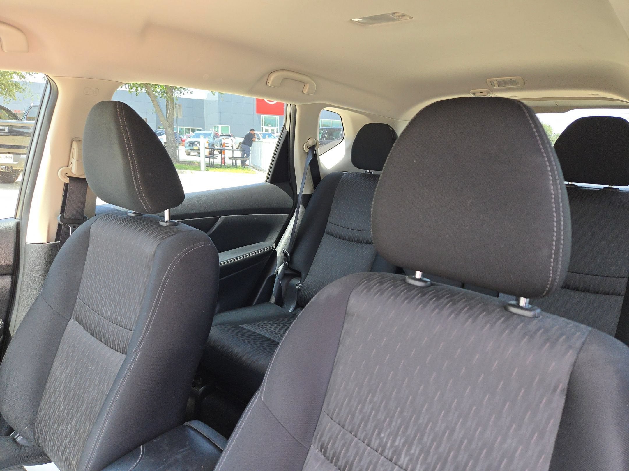 2020 Nissan Rogue S