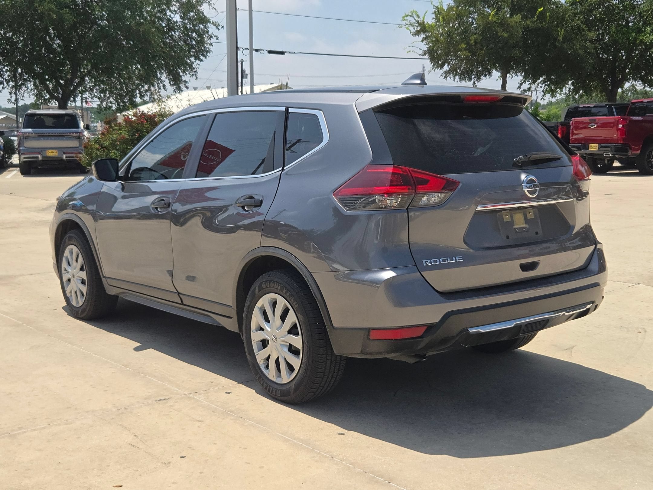 2020 Nissan Rogue S
