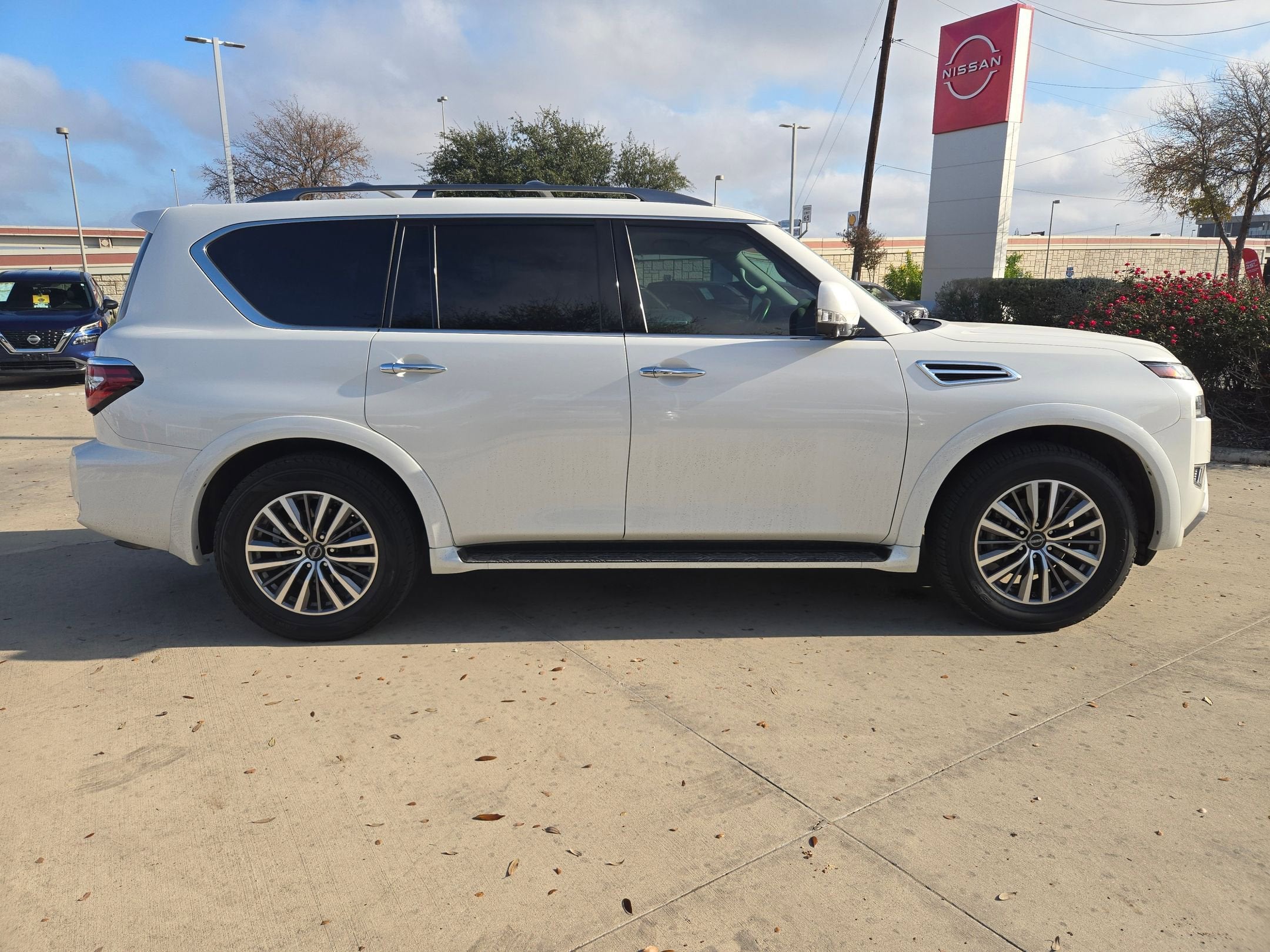 2023 Nissan Armada SL