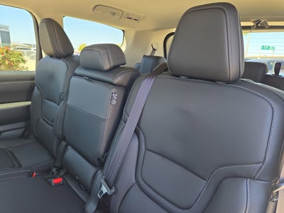 2026 Nissan Armada SV