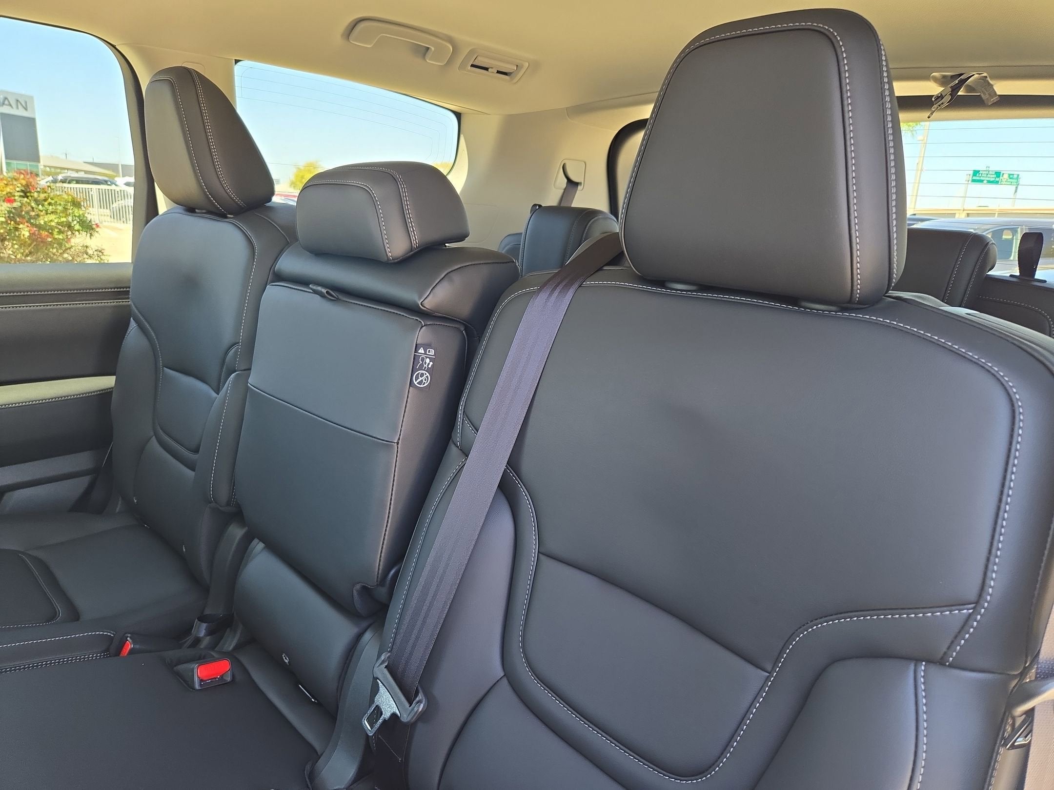 2026 Nissan Armada SV