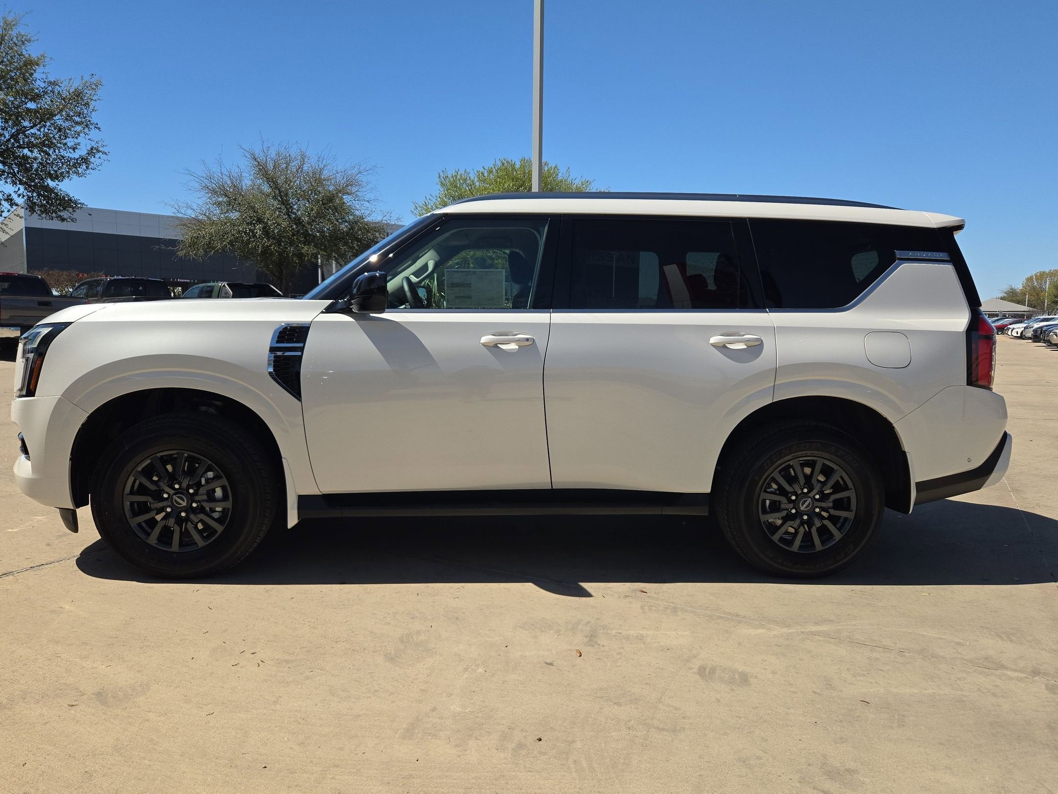 2026 Nissan Armada SV
