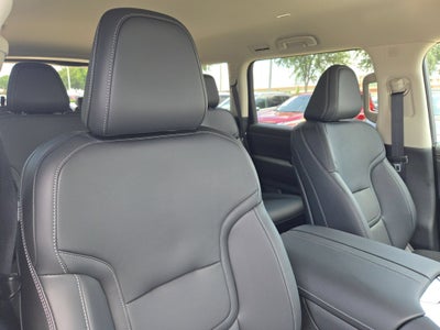 2026 Nissan Armada SV