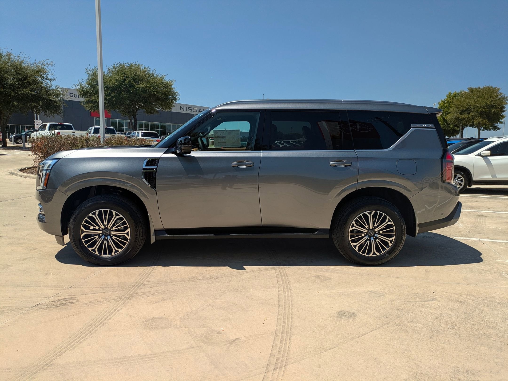 2026 Nissan Armada SL