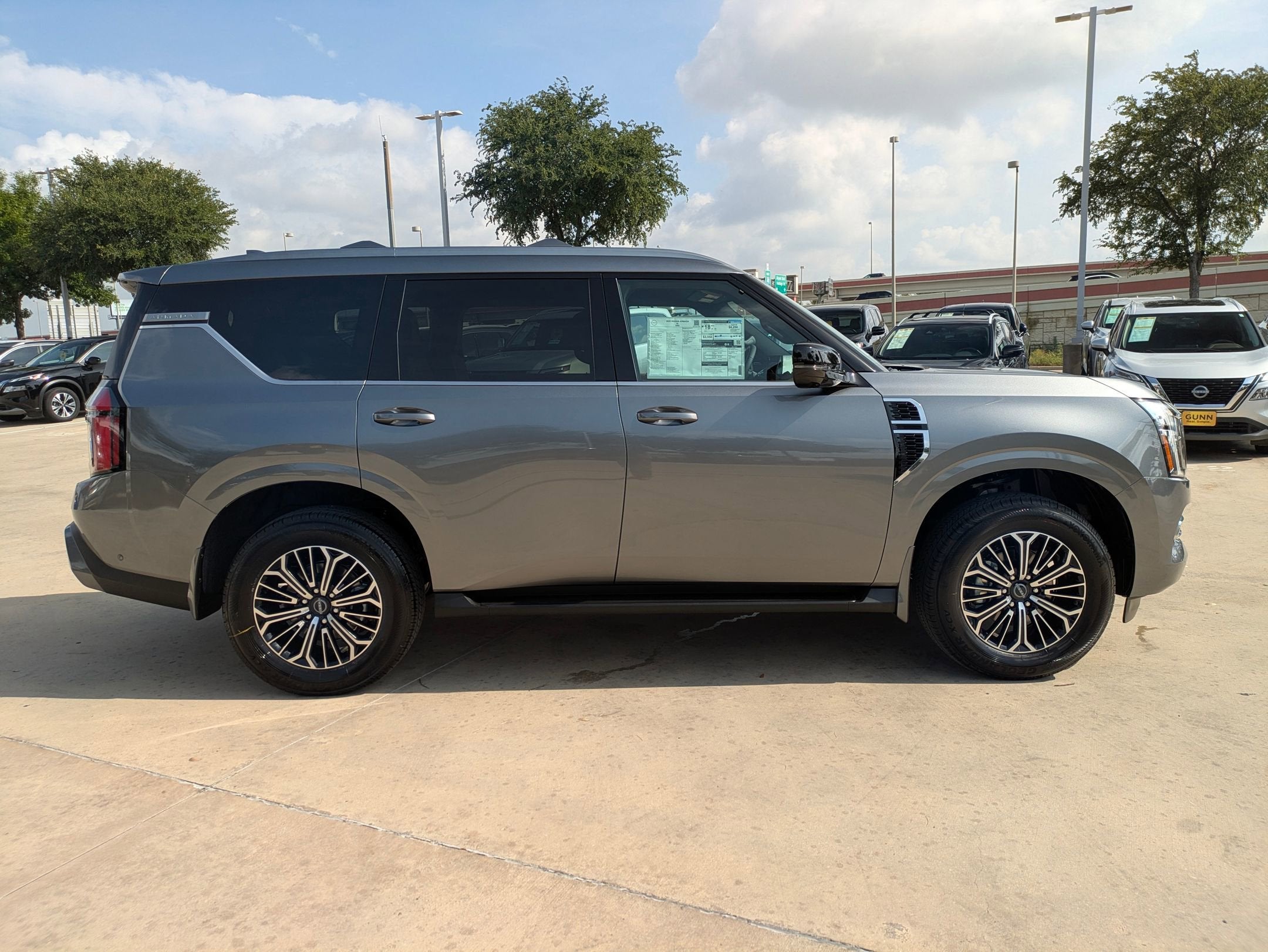 2025 Nissan Armada SL