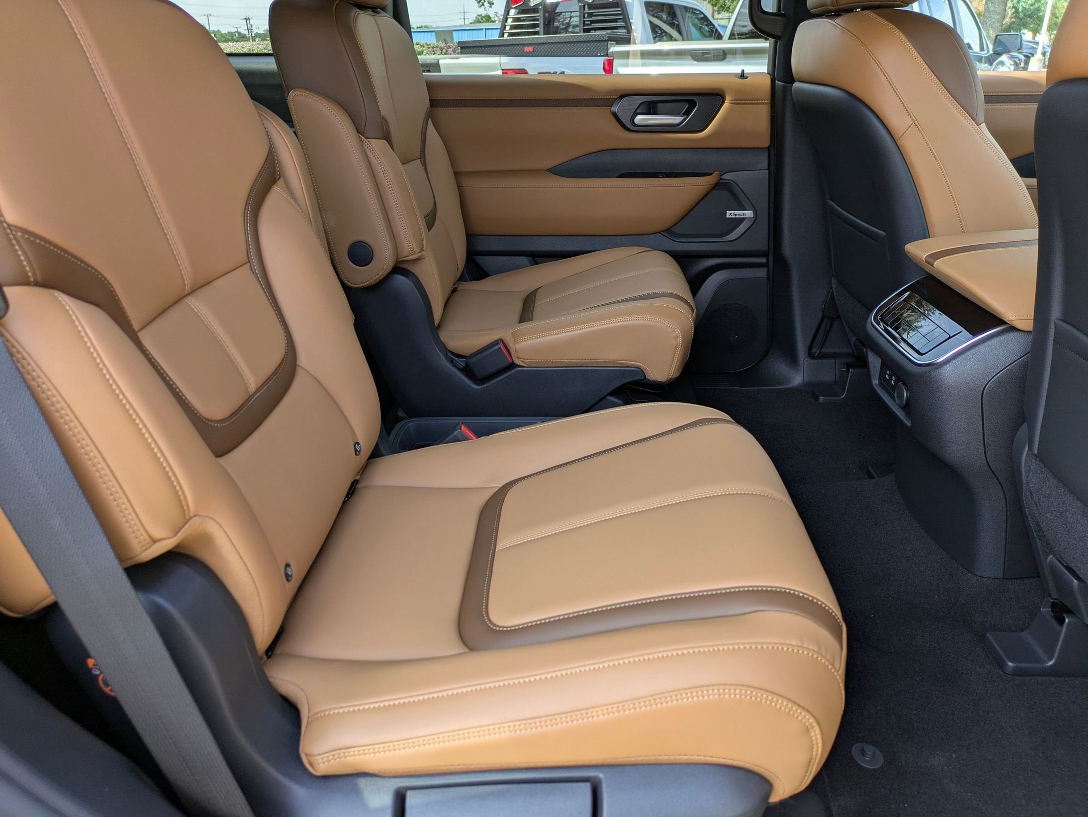 2025 Nissan Armada SL