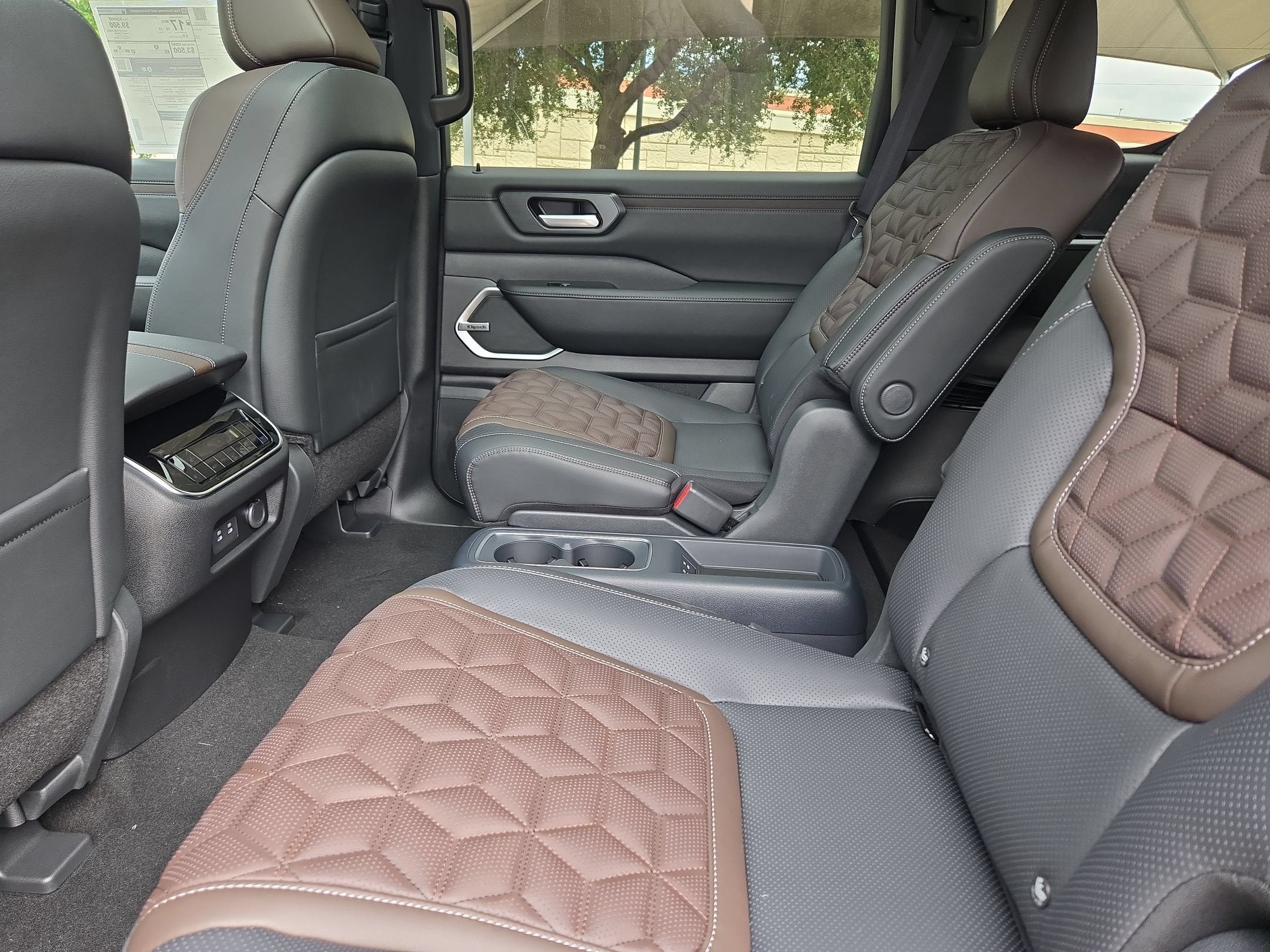 2027 Nissan Armada Platinum