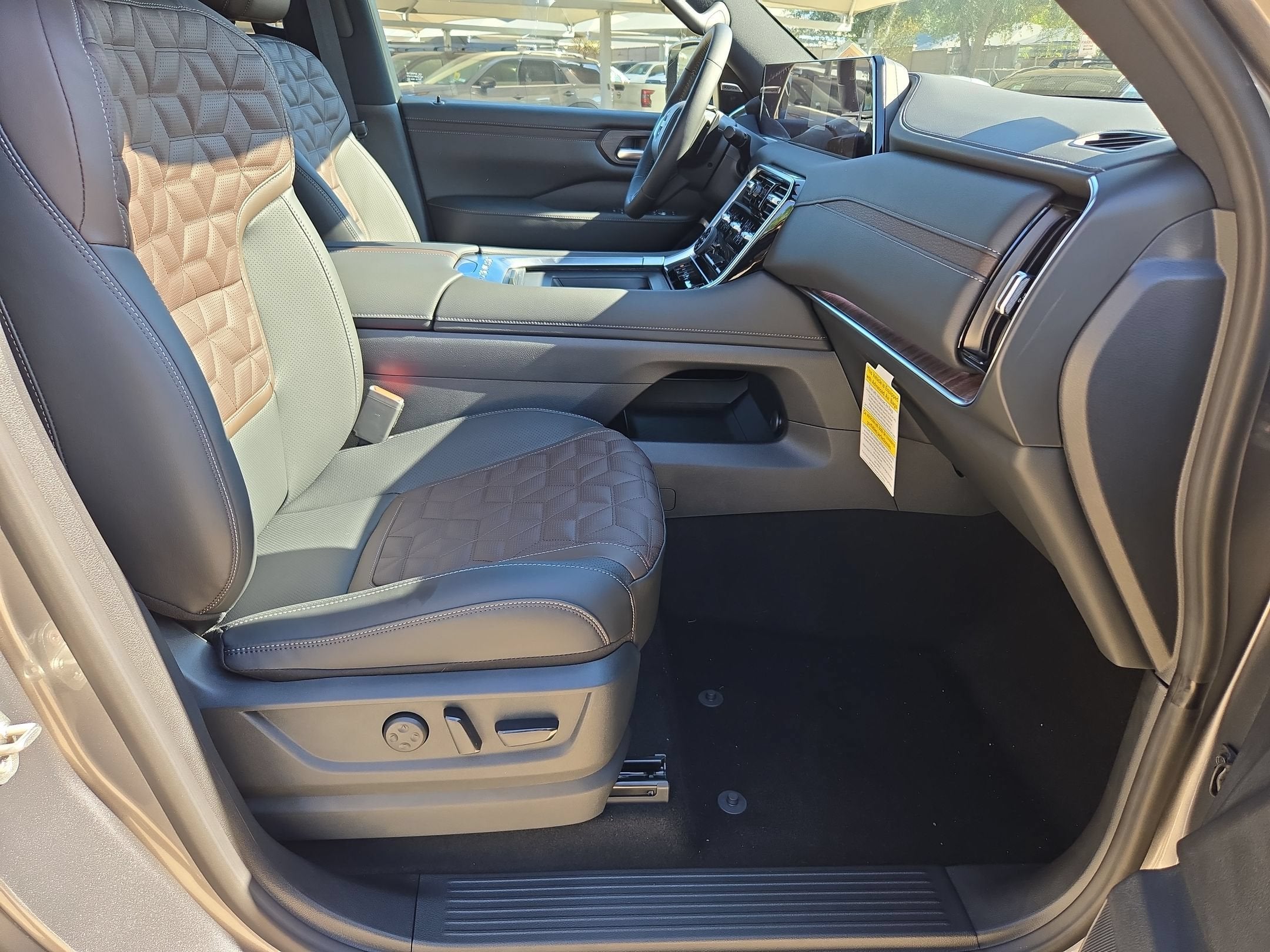 2027 Nissan Armada Platinum