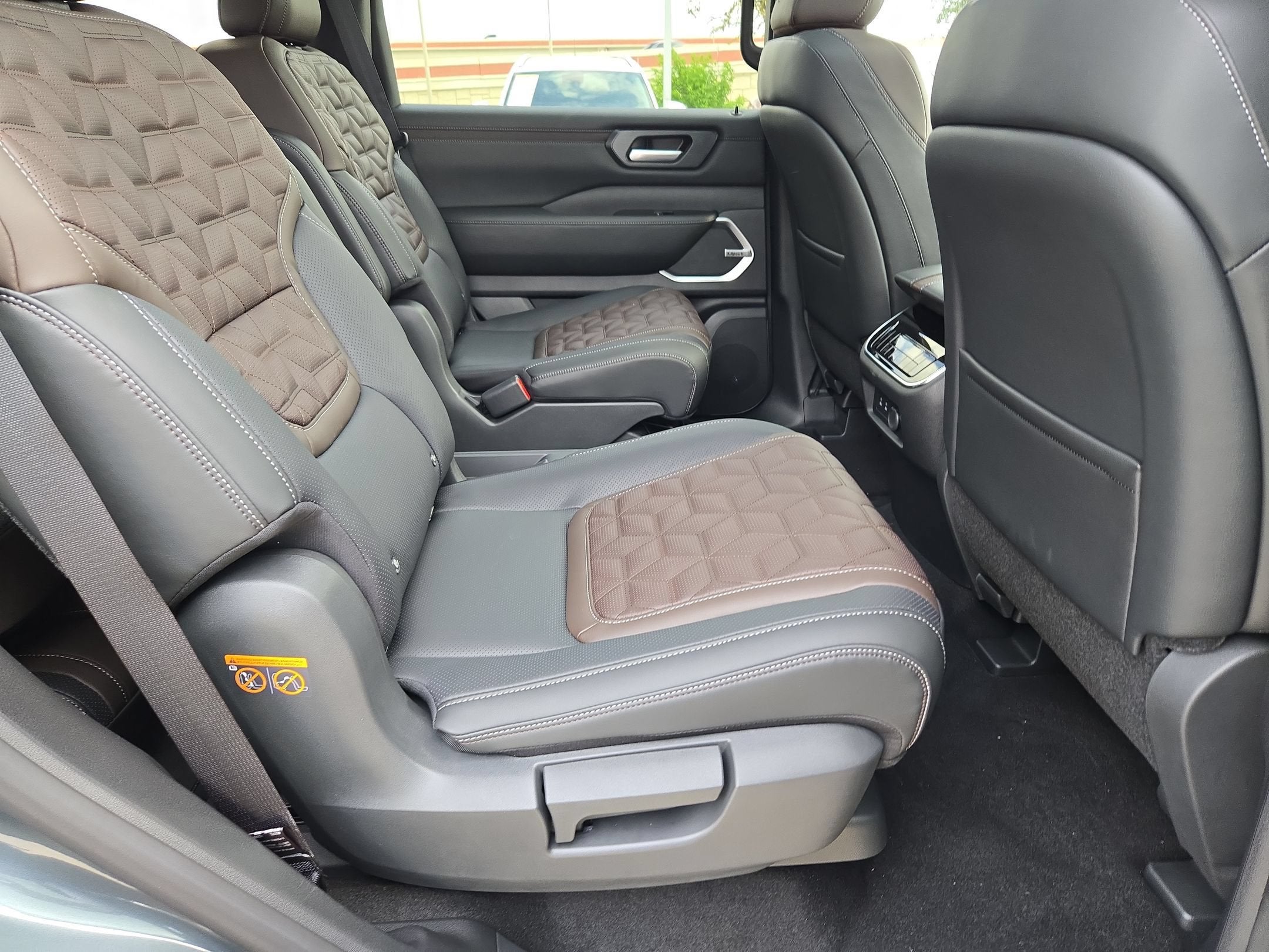 2027 Nissan Armada Platinum
