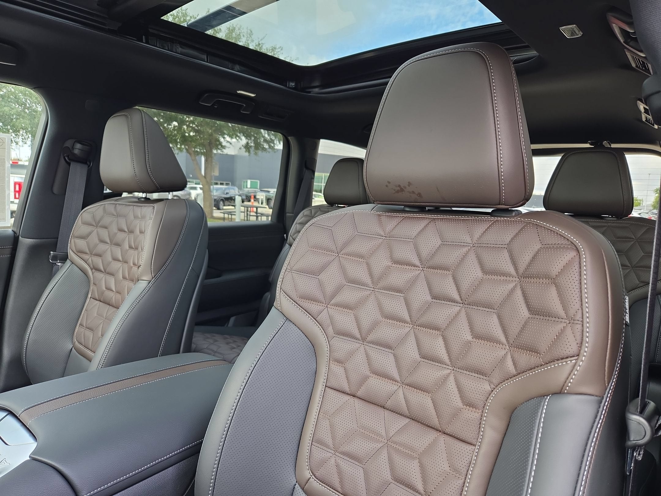 2027 Nissan Armada Platinum