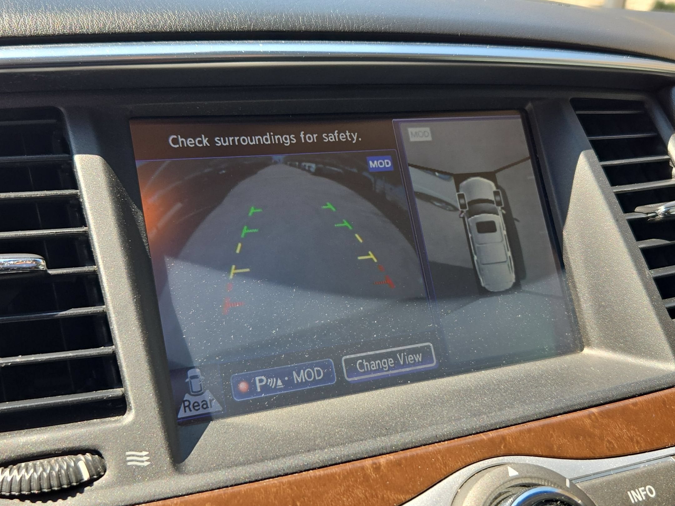 2017 INFINITI QX80 BASE