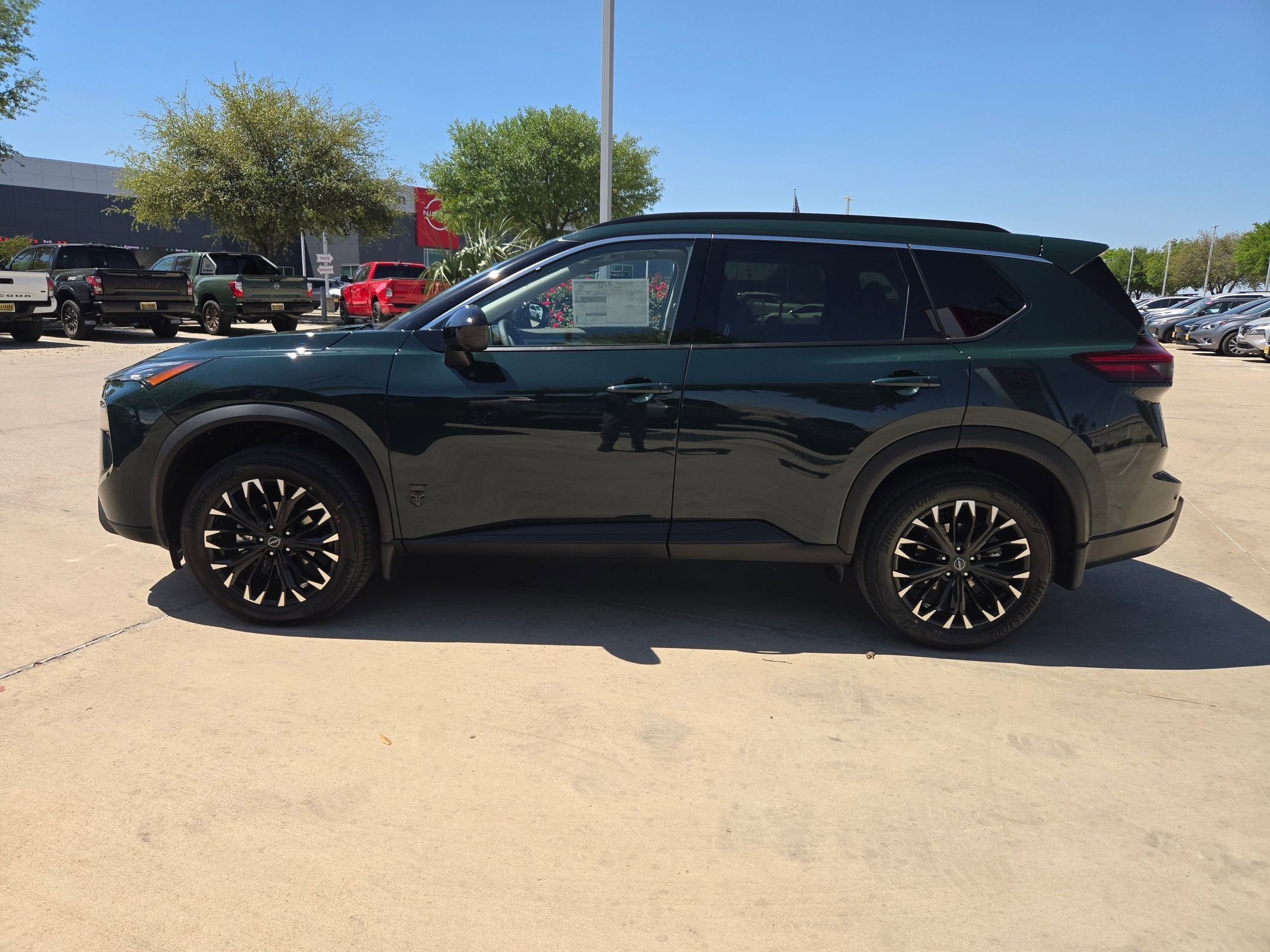 2026 Nissan Rogue Dark Armor™