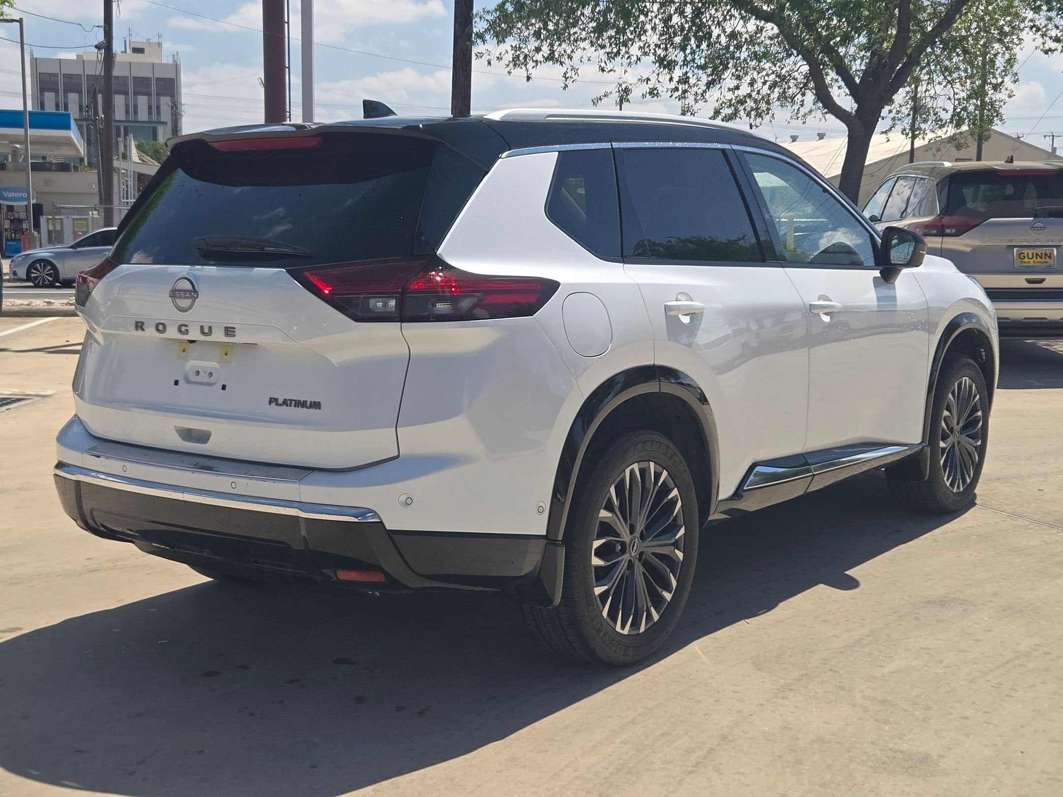 2024 Nissan Rogue Platinum