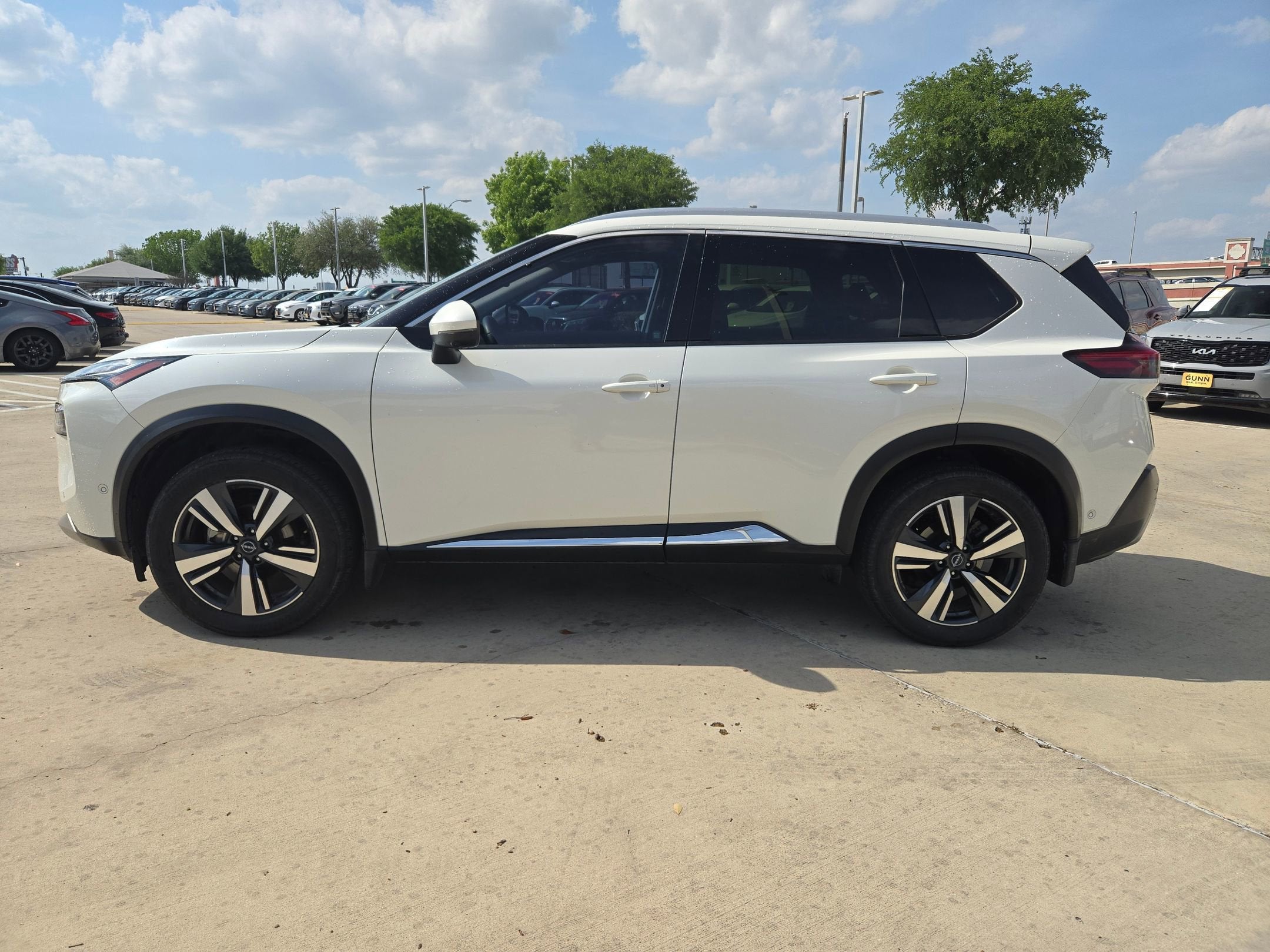 2023 Nissan Rogue Platinum