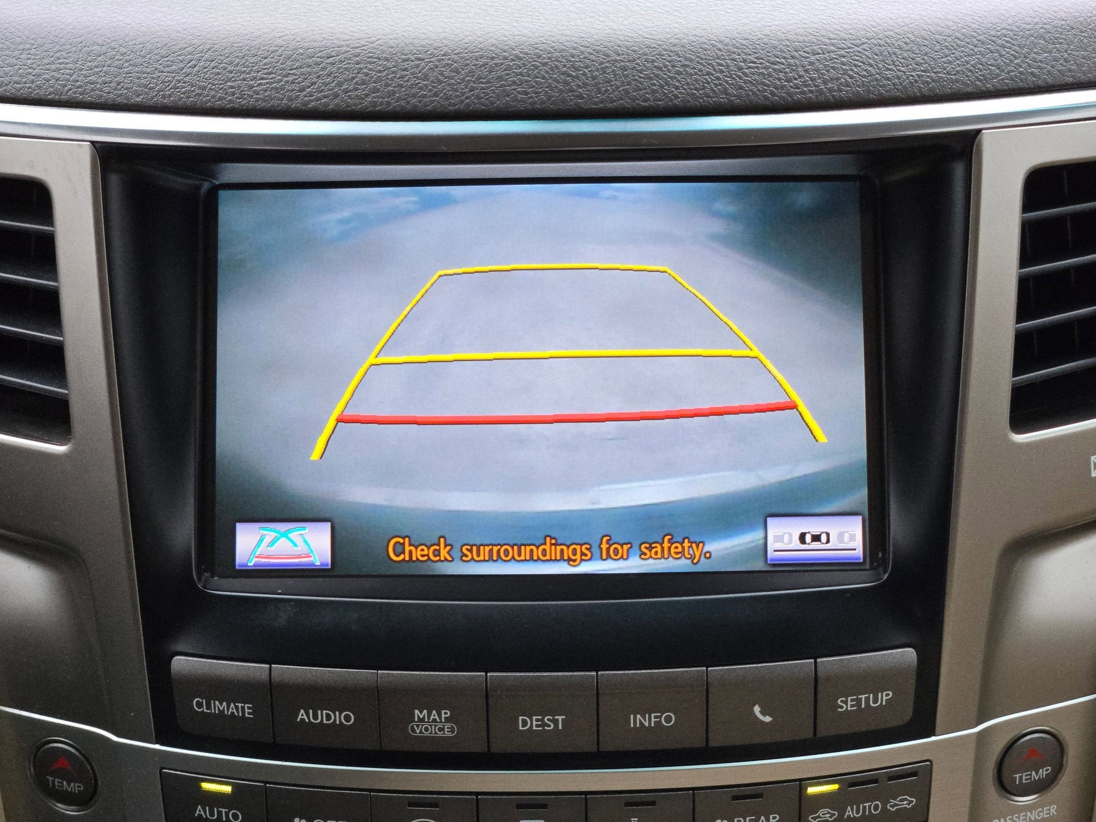 2014 Lexus LX 570 4WD 4dr