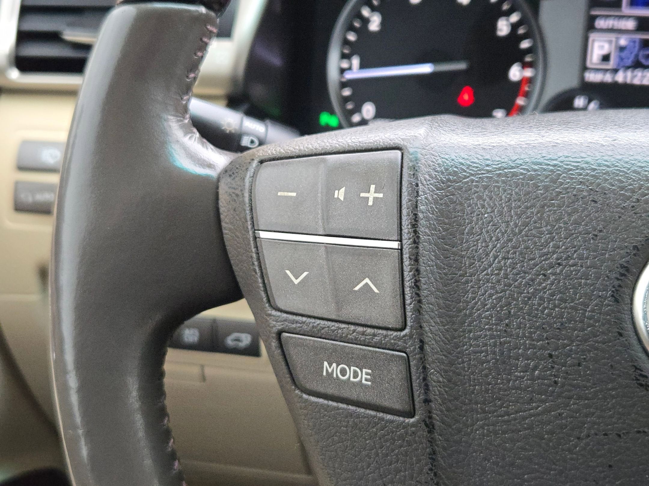 2014 Lexus LX 570 4WD 4dr