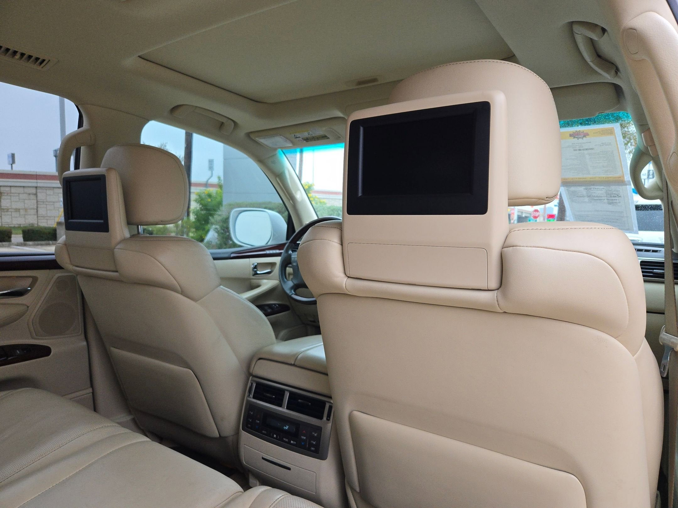 2014 Lexus LX 570 4WD 4dr