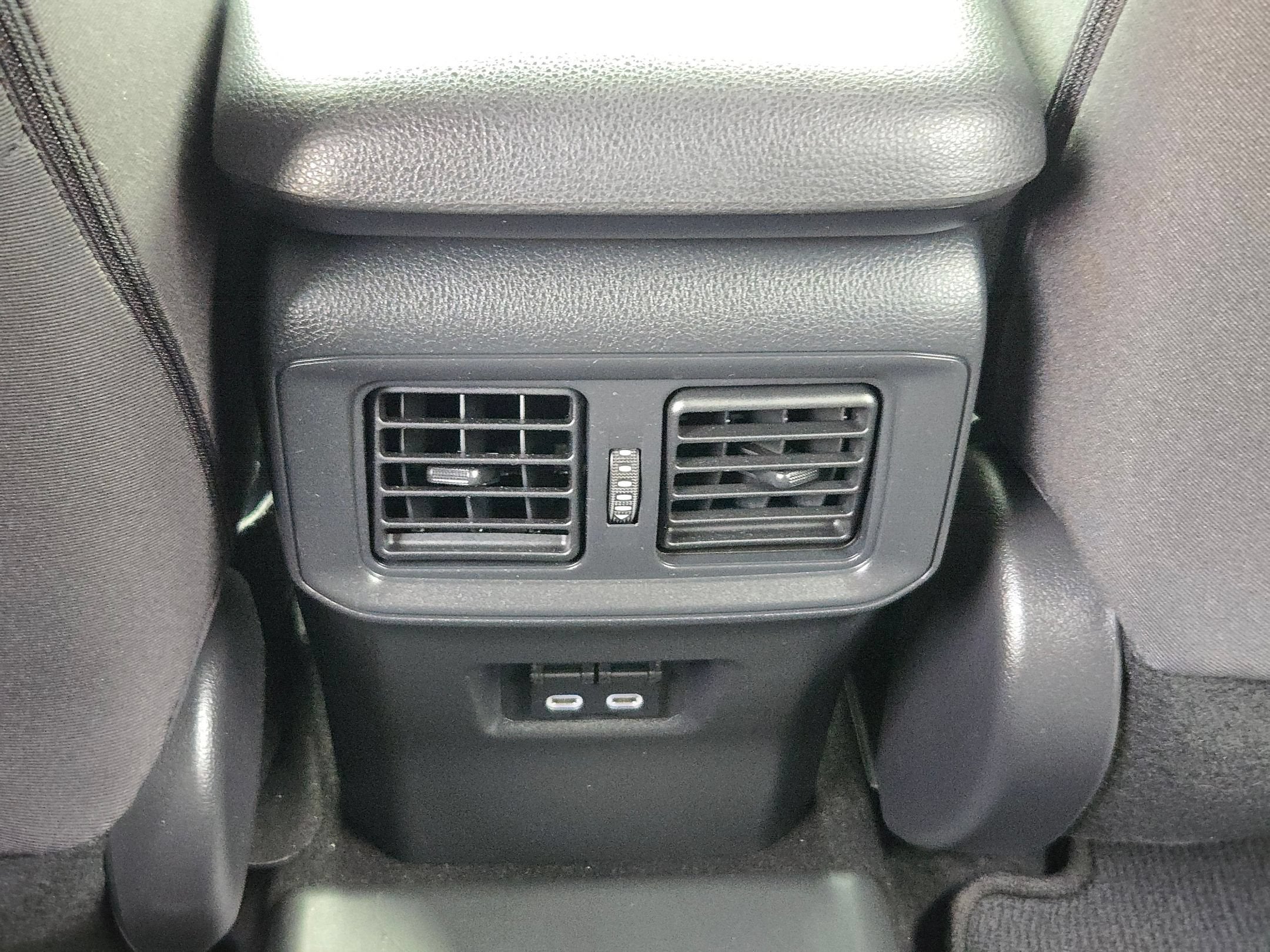 2024 Toyota RAV4 Prime SE