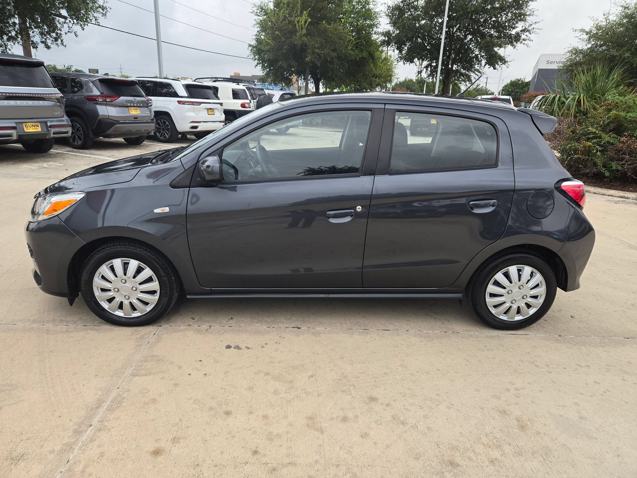 2024 Mitsubishi Mirage ES