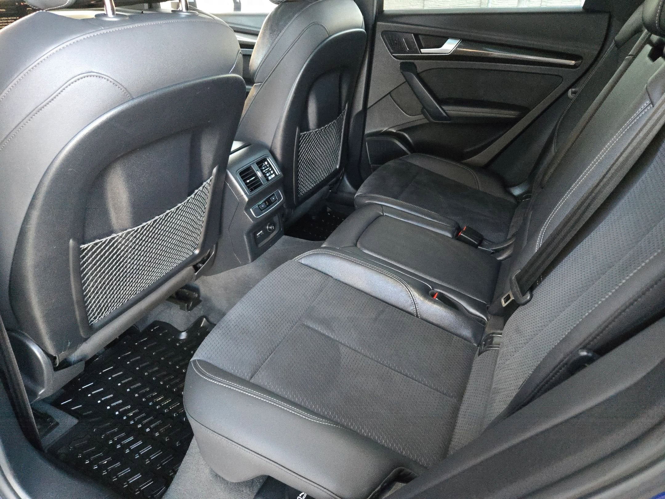 2022 Audi SQ5 Premium Plus