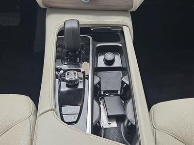 2023 Volvo XC90 Plus