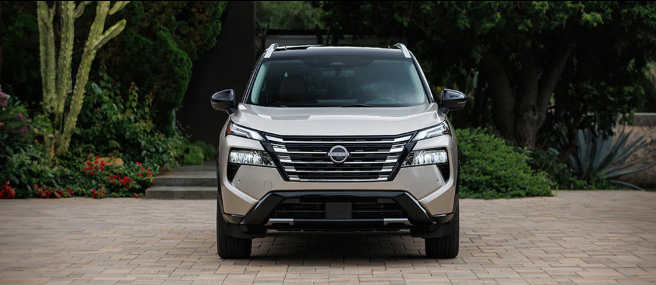 Nissan Rogue front view